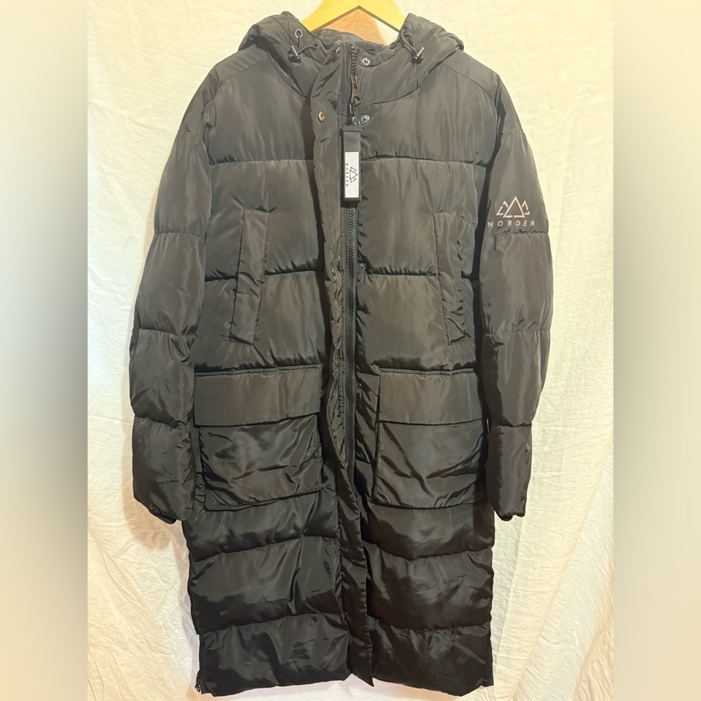 Norden Women's Ski & Snow Jacket in Black
